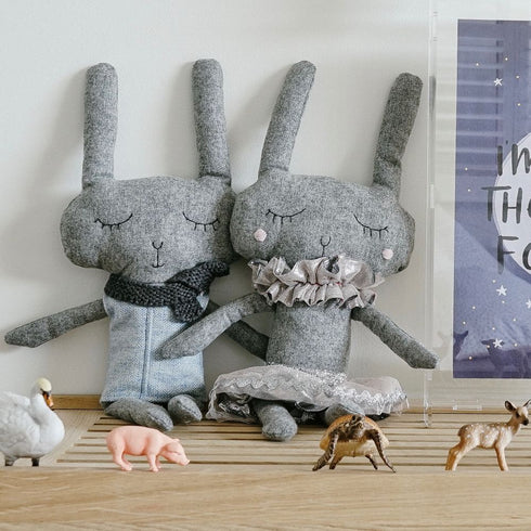 AND THE LITTLE DOG LAUGHED - Lloyd Rabbit